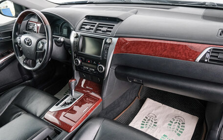 Toyota Camry, 2011 год, 1 599 000 рублей, 13 фотография