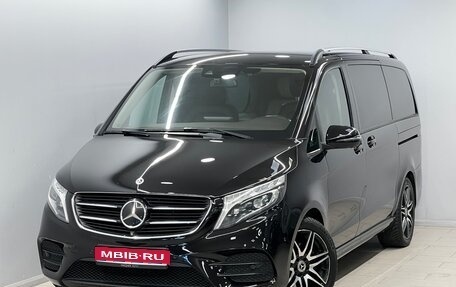 Mercedes-Benz V-Класс, 2019 год, 5 650 000 рублей, 1 фотография