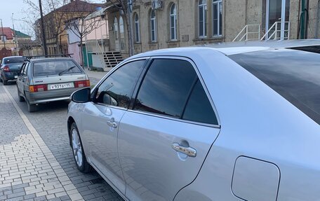 Toyota Camry, 2011 год, 1 700 000 рублей, 4 фотография