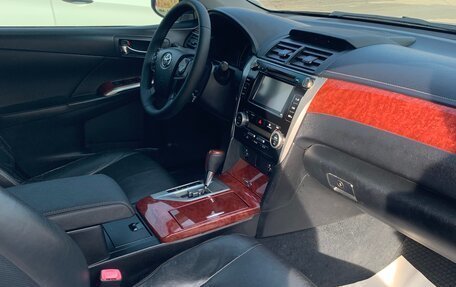 Toyota Camry, 2011 год, 1 700 000 рублей, 9 фотография