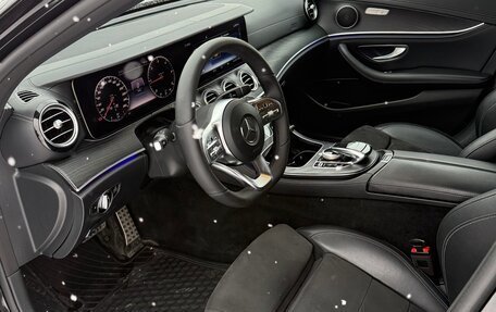 Mercedes-Benz E-Класс, 2020 год, 2 350 000 рублей, 17 фотография