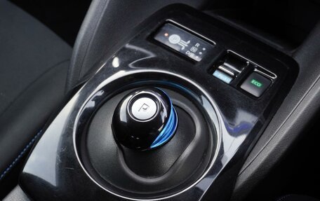 Nissan Leaf II, 2019 год, 2 205 000 рублей, 19 фотография