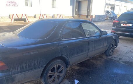 Toyota Vista, 1993 год, 230 000 рублей, 2 фотография