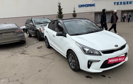 KIA Rio IV, 2018 год, 1 200 000 рублей, 4 фотография