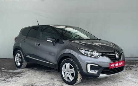 Renault Kaptur I рестайлинг, 2022 год, 1 560 000 рублей, 2 фотография