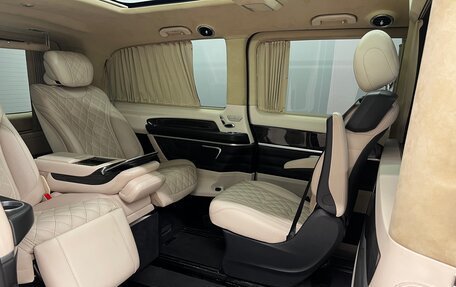 Mercedes-Benz V-Класс, 2019 год, 5 650 000 рублей, 12 фотография