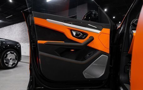 Lamborghini Urus I, 2021 год, 26 900 000 рублей, 14 фотография