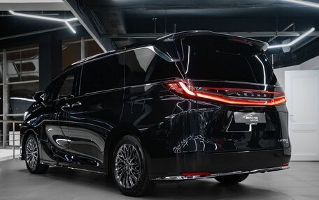 Lexus LM, 2025 год, 18 490 000 рублей, 11 фотография