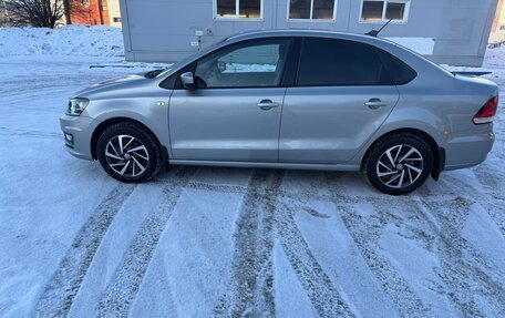 Volkswagen Polo VI (EU Market), 2018 год, 1 250 000 рублей, 1 фотография