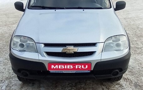 Chevrolet Niva I рестайлинг, 2013 год, 550 000 рублей, 1 фотография