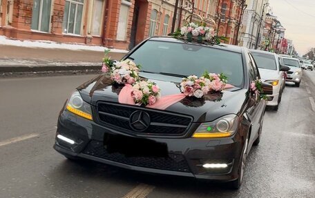Mercedes-Benz C-Класс, 2011 год, 1 700 000 рублей, 1 фотография