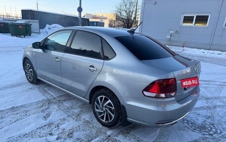 Volkswagen Polo VI (EU Market), 2018 год, 1 250 000 рублей, 2 фотография