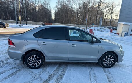 Volkswagen Polo VI (EU Market), 2018 год, 1 250 000 рублей, 5 фотография