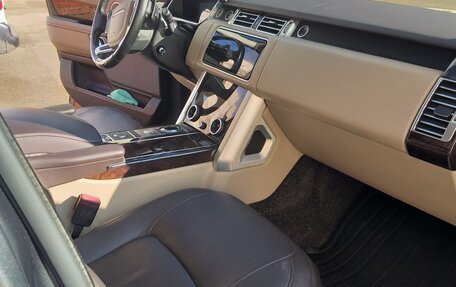 Land Rover Range Rover IV рестайлинг, 2018 год, 7 000 000 рублей, 3 фотография