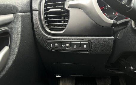 KIA Rio IV, 2021 год, 1 790 000 рублей, 4 фотография