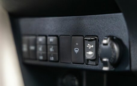 Toyota RAV4, 2013 год, 2 148 000 рублей, 35 фотография