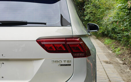 Volkswagen Tiguan II, 2022 год, 4 050 018 рублей, 6 фотография