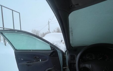 Mitsubishi Carisma I, 2003 год, 100 000 рублей, 4 фотография