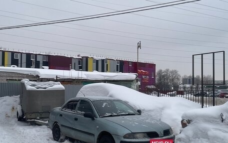 Mitsubishi Carisma I, 2003 год, 100 000 рублей, 7 фотография