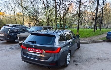 BMW 3 серия, 2019 год, 2 900 000 рублей, 3 фотография