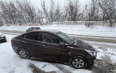 Hyundai Solaris II рестайлинг, 2016 год, 1 200 000 рублей, 3 фотография