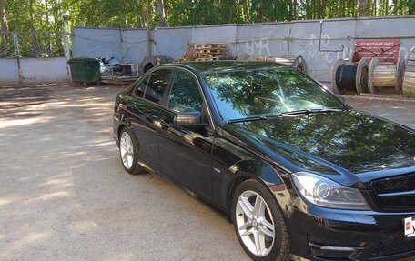 Mercedes-Benz C-Класс, 2011 год, 1 700 000 рублей, 4 фотография