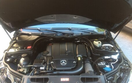 Mercedes-Benz C-Класс, 2011 год, 1 700 000 рублей, 2 фотография