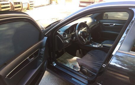 Mercedes-Benz C-Класс, 2011 год, 1 700 000 рублей, 5 фотография