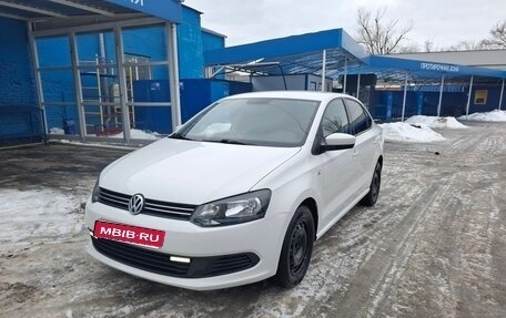 Volkswagen Polo VI (EU Market), 2013 год, 780 000 рублей, 2 фотография