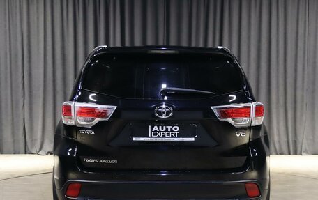 Toyota Highlander III, 2014 год, 2 599 000 рублей, 18 фотография