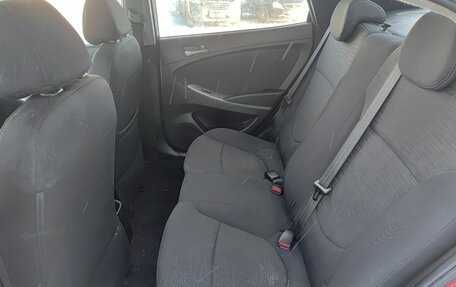 Hyundai Solaris II рестайлинг, 2014 год, 905 000 рублей, 15 фотография