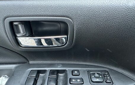 Mitsubishi Outlander III рестайлинг 3, 2014 год, 1 499 000 рублей, 10 фотография