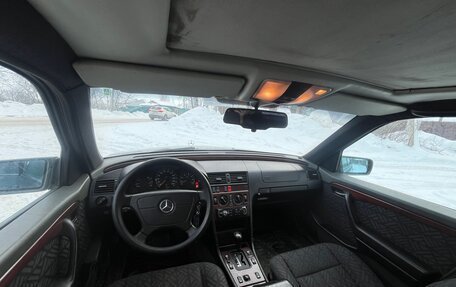 Mercedes-Benz C-Класс, 1995 год, 210 000 рублей, 12 фотография