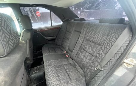 Mercedes-Benz C-Класс, 1995 год, 210 000 рублей, 13 фотография