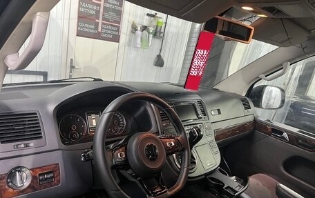 Volkswagen Multivan T5, 2012 год, 2 499 000 рублей, 7 фотография