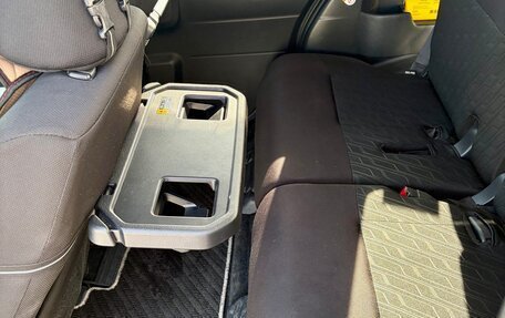 Toyota Roomy I, 2019 год, 1 208 000 рублей, 7 фотография