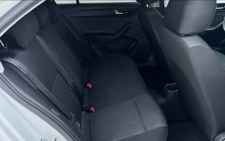 Skoda Rapid I, 2018 год, 1 040 000 рублей, 16 фотография