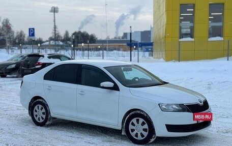 Skoda Rapid I, 2018 год, 1 040 000 рублей, 6 фотография