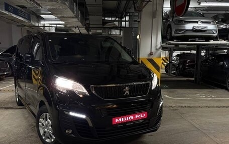 Peugeot Traveller I, 2021 год, 3 300 000 рублей, 6 фотография