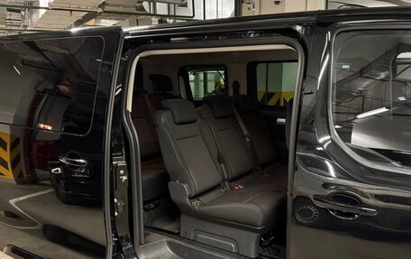 Peugeot Traveller I, 2021 год, 3 300 000 рублей, 26 фотография