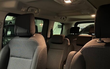 Peugeot Traveller I, 2021 год, 3 300 000 рублей, 34 фотография