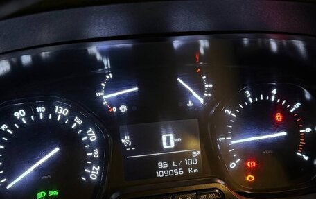 Peugeot Traveller I, 2021 год, 3 300 000 рублей, 35 фотография