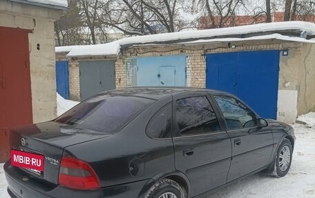 Opel Vectra B рестайлинг, 1997 год, 250 000 рублей, 3 фотография