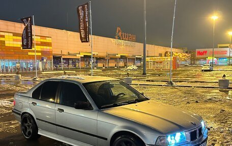 BMW 3 серия, 1993 год, 550 000 рублей, 3 фотография