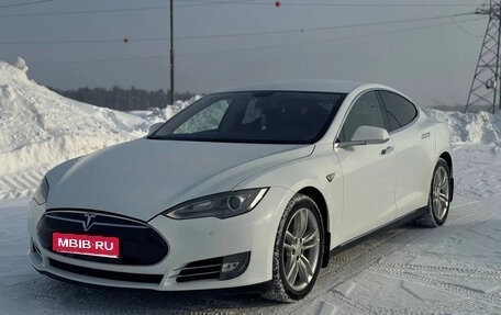 Tesla Model S I, 2014 год, 2 500 000 рублей, 1 фотография