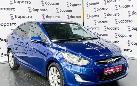 Hyundai Solaris II рестайлинг, 2012 год, 920 000 рублей, 1 фотография