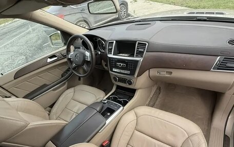 Mercedes-Benz GL-Класс, 2013 год, 3 300 000 рублей, 13 фотография