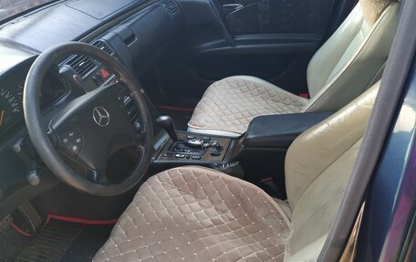 Mercedes-Benz E-Класс, 1997 год, 400 000 рублей, 6 фотография