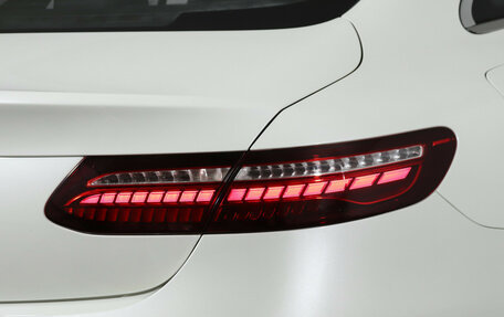 Mercedes-Benz E-Класс, 2020 год, 5 990 000 рублей, 20 фотография