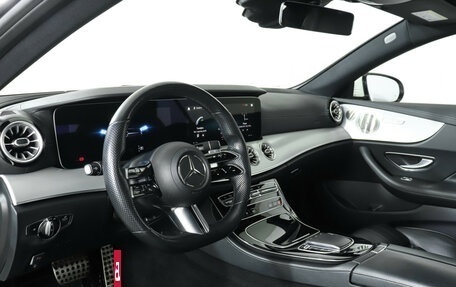 Mercedes-Benz E-Класс, 2020 год, 5 990 000 рублей, 13 фотография